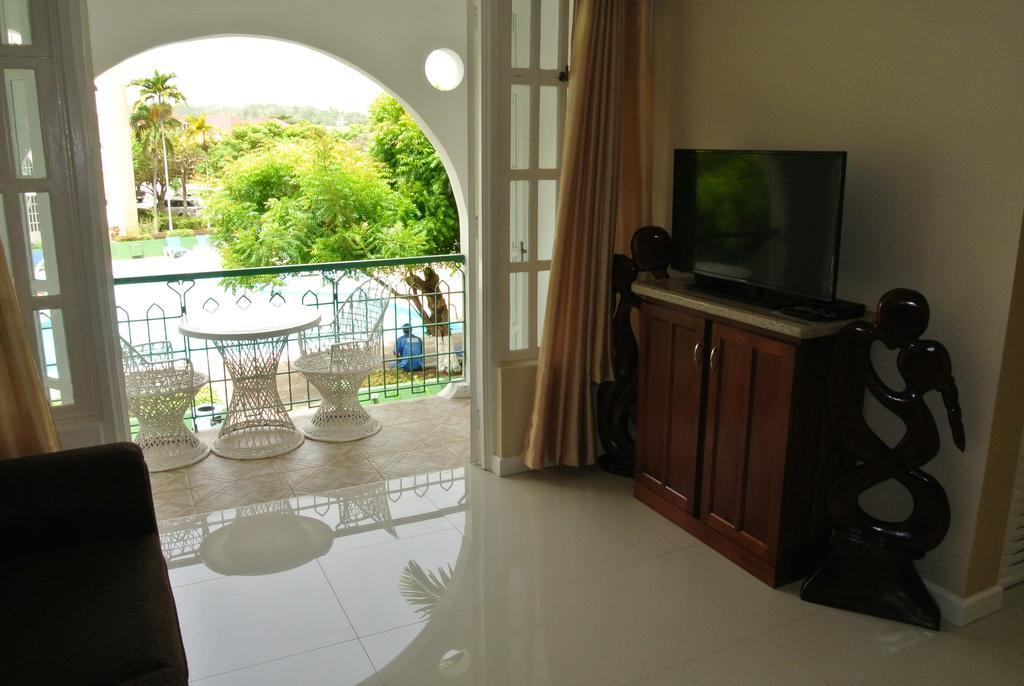 Beach One Bedroom Suite 13 奥乔里奥斯 外观 照片